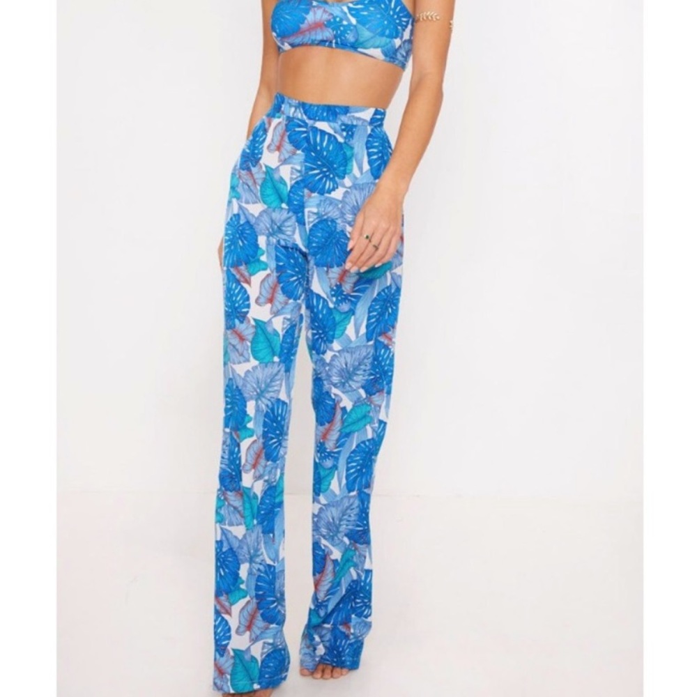 NWT. Tropical print high waist beach pant coverup. Size 8